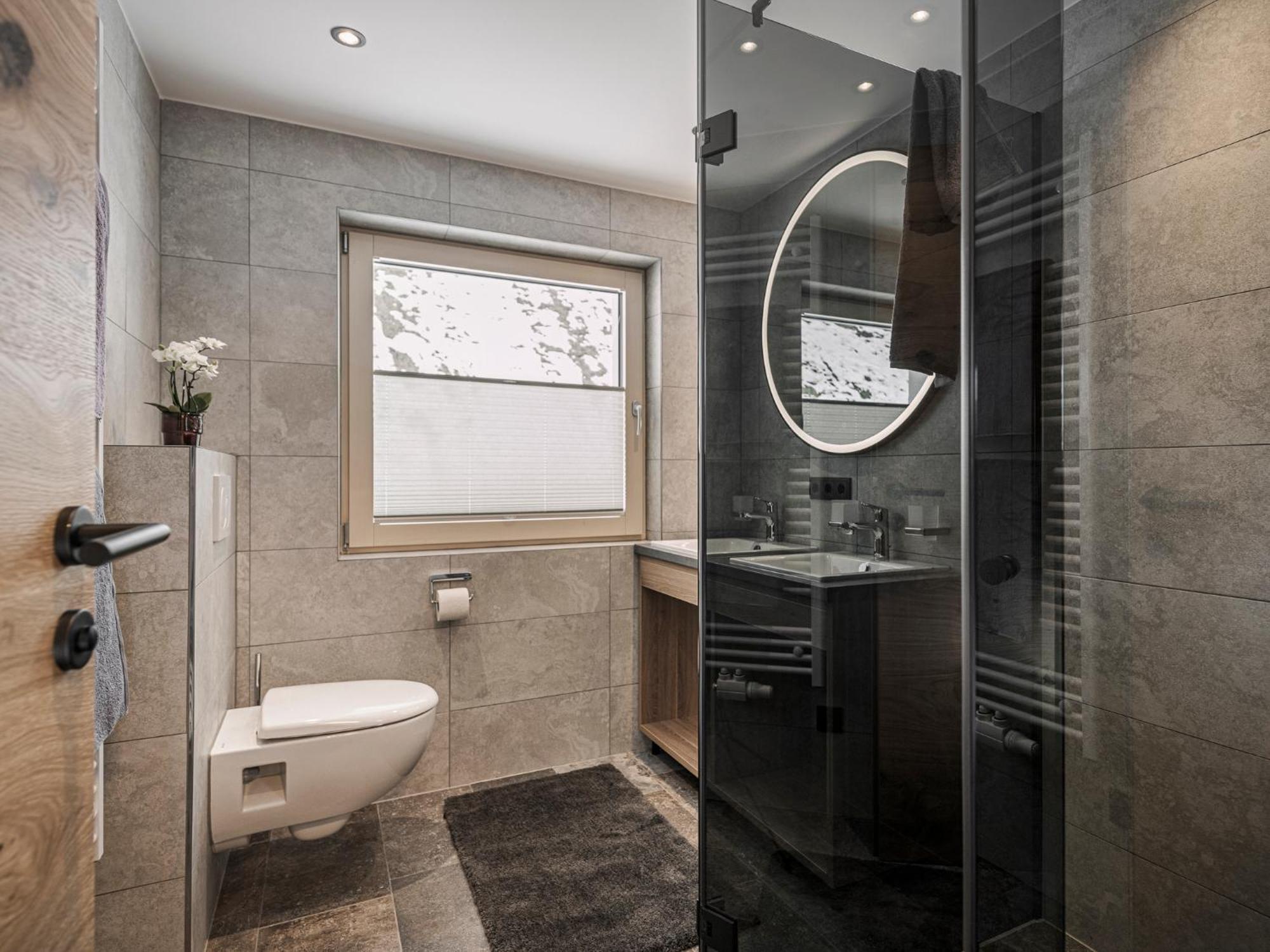 Ferienhaus Evelyn Tux Ngoại thất bức ảnh